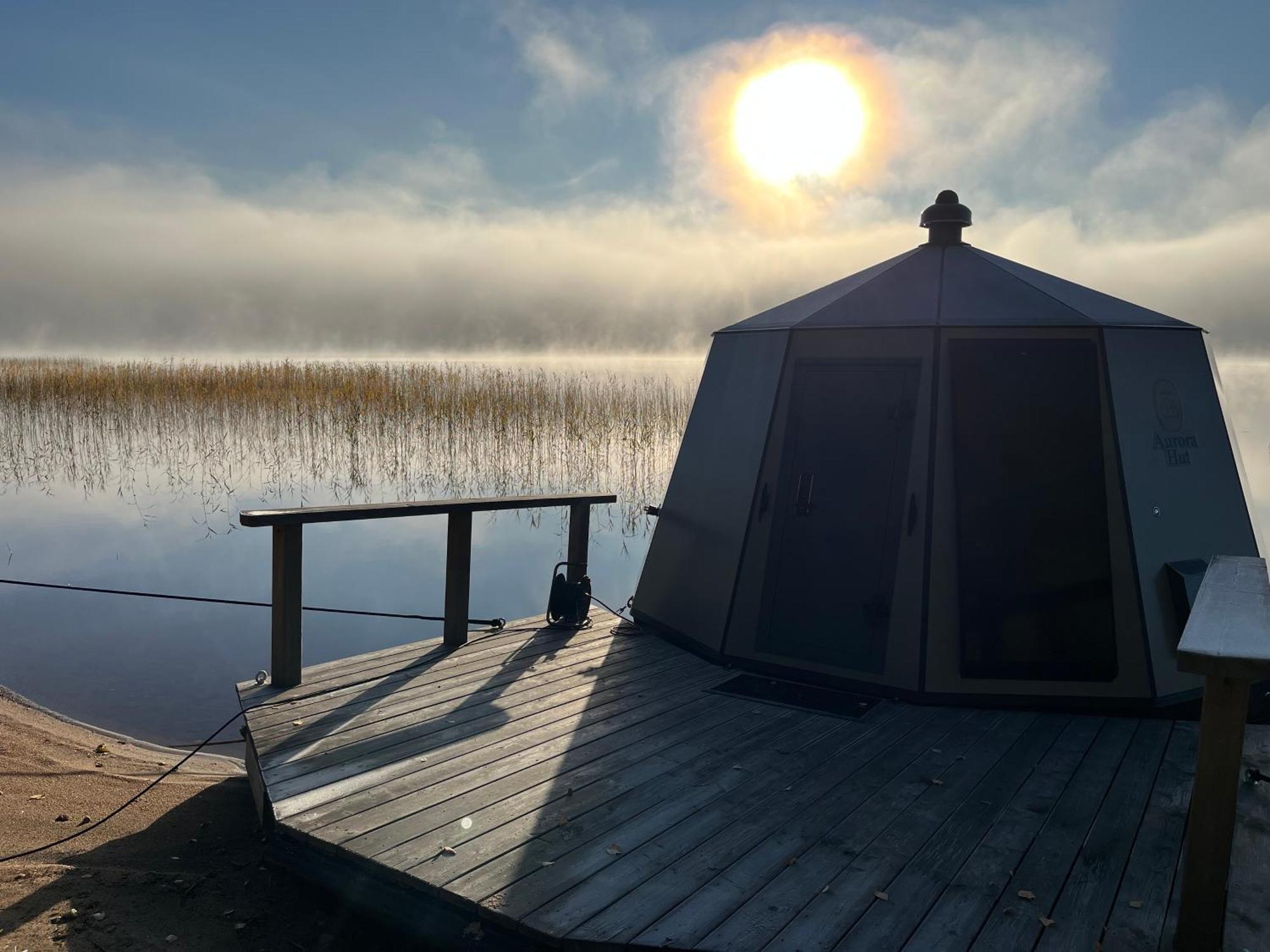 Vikajaervi Lake View Experience Igloos Rovaniemi Bagian luar foto